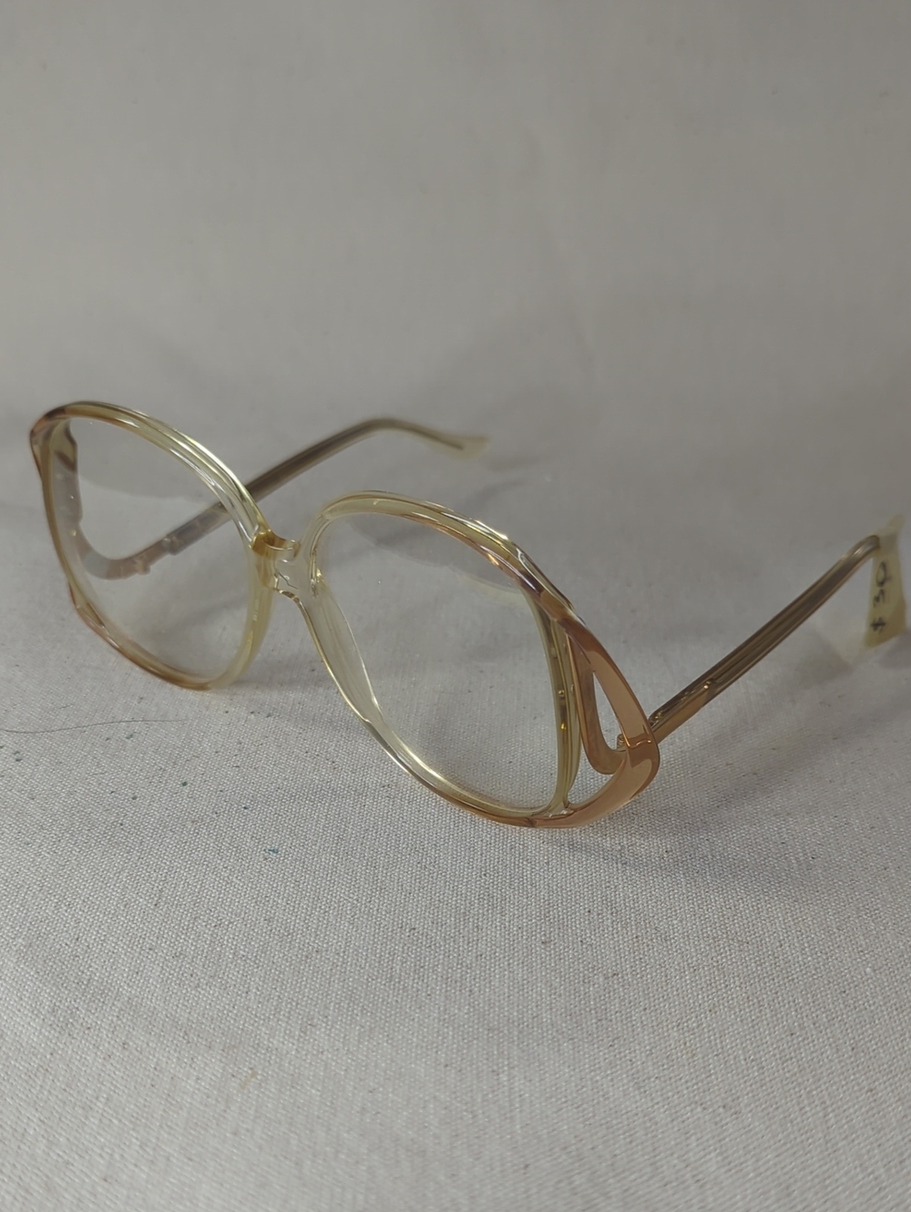 Vintage-Inspired Transparent Light Brown Eyeglasses